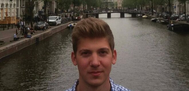 molis-matheytike-poy-exafanistike-o-33chronos-giatros-439028