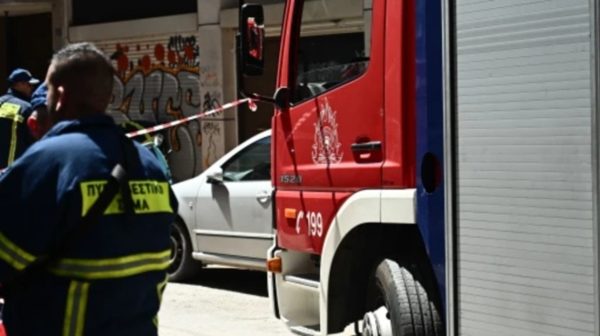 ektakto-tora-amp-8211-megali-fotia-nekros-7chronos-se-krisimi-katastasi-o-pateras-kai-amp-8230-441543