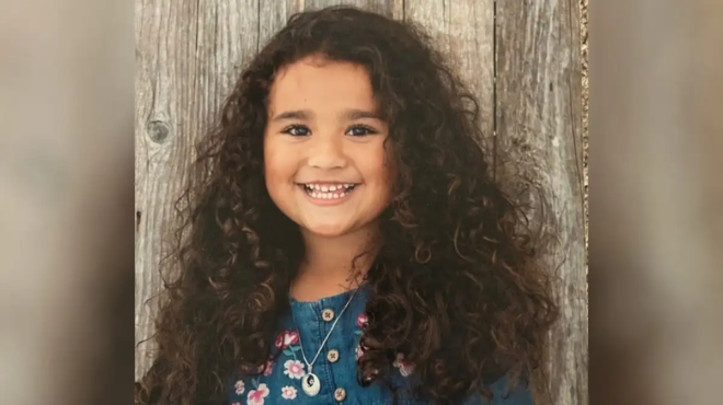 vrethikan-ta-leipsana-tis-9chronis-poy-agnooyntan-epi-2-mines-synelifthi-i-mitera-tis-kai-dilonei-athoa-442038