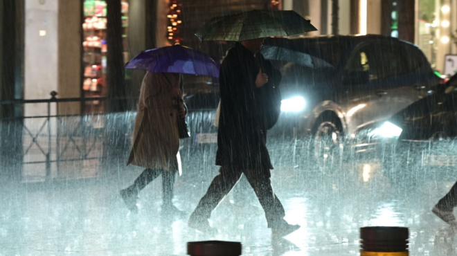 kakokairia-byron-plimmyrise-i-omonoia-amp-8211-kleinoyn-katastimata-logo-tis-kataigidas-amp-8211-katolisthiseis-kai-plimmyres-435773