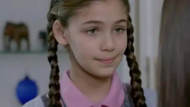 megalose-kai-egine-mia-koykla-deite-pos-einai-simera-i-mikri-elif-apo-tin-toyrkiki-seira-436596