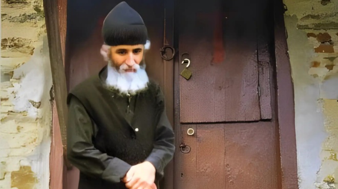 aytos-o-igetis-tha-lytrosei-tin-ellada-h-profiteia-toy-agioy-pa-sioy-439961