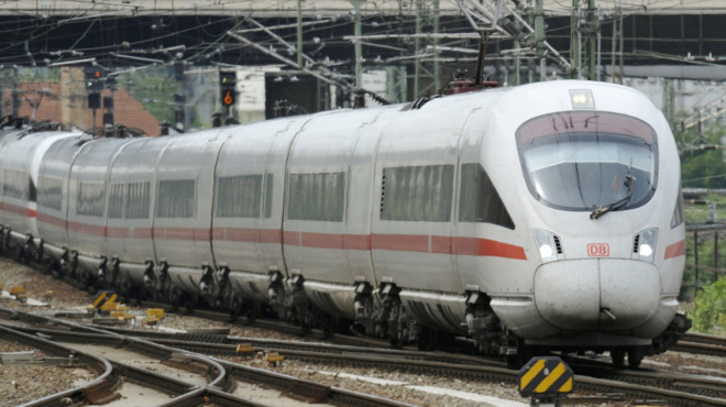 ektakti-eidisi-tora-gia-amaxostoichia-intercity-me-400-epivates-stoys-agioys-anargyroys-435802