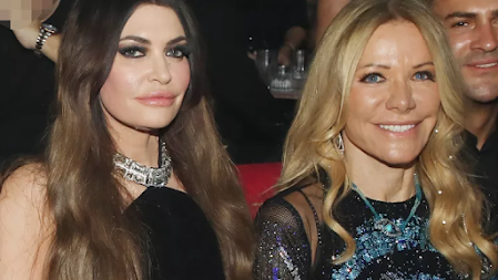 i-marianna-latsi-stin-premiera-toy-konstantinoy-argyroy-amp-038-tis-despoinas-vandi-me-mini-forema-plai-stin-kimperli-gkilfoil-438682