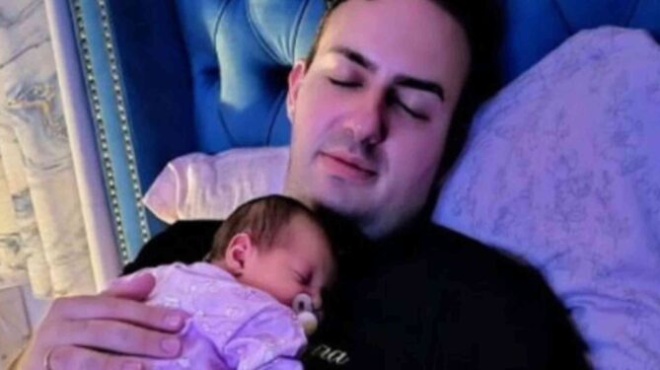 lygise-on-air-o-mayrikios-mayrikioy-se-dyo-tria-chronia-ayto-to-paidaki-tha-archisei-na-katalavainei-ti-lene-gia-ton-patera-toy-436325