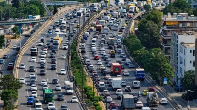 odigeis-monos-ston-kifiso-erchetai-tsoychtero-ppostimo-i-eyropi-deichnei-ton-dromo-440619