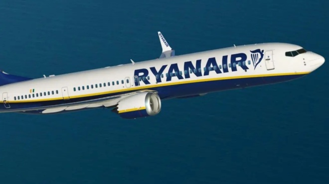 eskase-tora-i-ryanair-ekane-to-megalytero-lathos-tis-chronias-kai-tora-trechei-na-to-amp-8230-mazepsei-amp-8211-ti-echei-symvei-434861