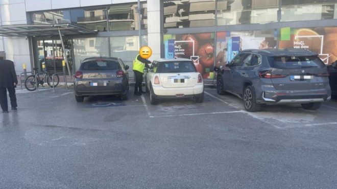 vrochi-peftoyn-oi-kliseis-sta-super-market-amp-8211-afairesi-diplomatos-kai-prostimo-eos-150-eyro-gia-toys-odigoys-ich-442639