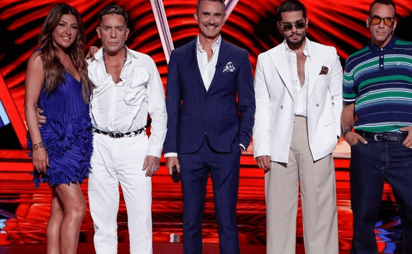 the-voice-to-twitter-ch-kaiei-kai-dikazeis-toys-krites-ti-allo-tha-akoysoyme-434933