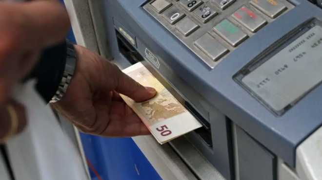 poioi-tha-paroyn-voucher-eos-800-eyro-anakoinothikan-ta-prosorina-apotelesmata-439637