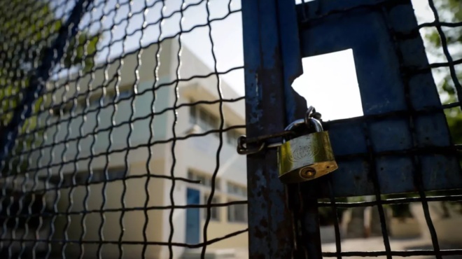 kleista-scholeia-kai-triimero-gia-mathites-kai-kathigites-o-logos-450335