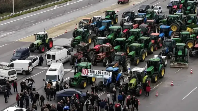 ektakto-telos-ta-dromologia-ktel-445401