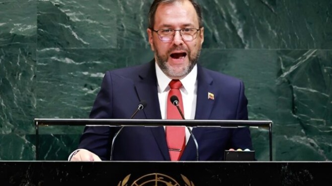 o-ypoyrgos-exoterikon-tis-venezoyelas-stolizei-gia-ta-kala-ton-mitsotaki-444332