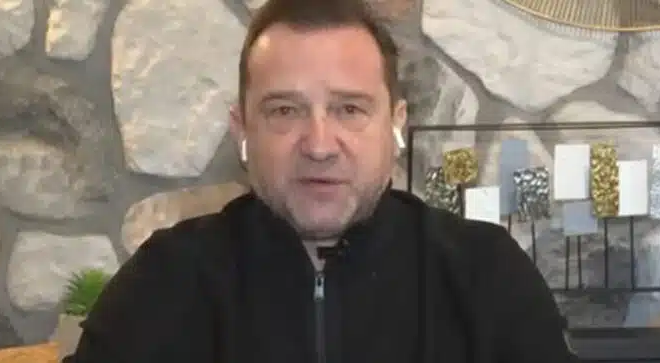 plakias-ochi-mono-tha-politikopoiitho-alla-tha-symmachiso-kai-me-ton-diavolo-gia-na-mpoyn-fylaki-oi-ypeythynoi-447004