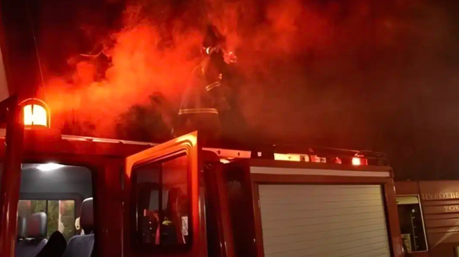 synagermos-tora-stin-athina-amp-8211-fotia-se-ktirio-447666