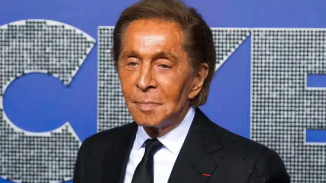 pethane-o-thrylikos-italos-schediastis-modas-valentino-447895