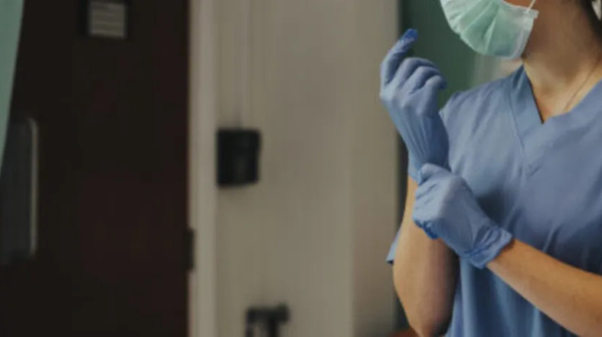 gemizoyn-ta-nosokomeia-ayta-einai-ta-2-charaktiristika-prota-amp-8211-prota-symptomata-poy-kaneis-den-dinei-simasia-alla-fonazoyn-oti-kollises-gripi-a-445721