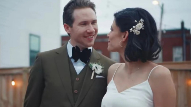 sok-nekros-pasignostos-odontiatros-kai-i-syzygos-toy-mesa-sto-spiti-toys-443375