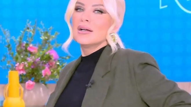 pagosan-oloi-sto-panel-apochorise-apo-to-plato-en-ora-ekpompis-i-katerina-kainoyrgioy-amp-8211-ti-epathe-sta-kala-kathoymena-446619