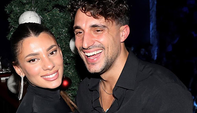 roymelioti-deichnei-gia-proti-fora-pos-anakoinose-ston-katsoyli-oti-einai-egkyos-to-sygkinitiko-vinteo-446909