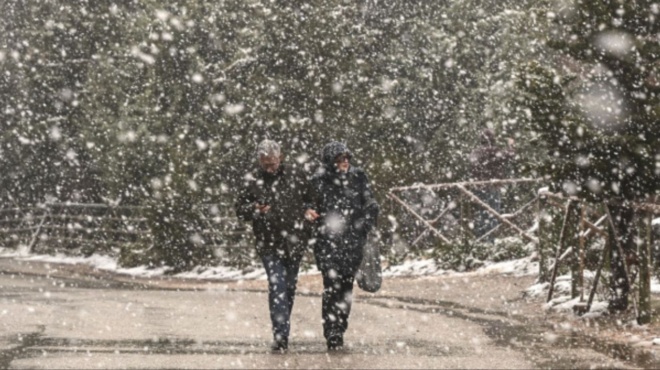 kairos-se-katastasi-kokkinoy-synagermoy-i-misi-chora-proeidopoiisi-gia-entona-plimmyrika-fainomena-kai-foveres-chionoptoseis-448244