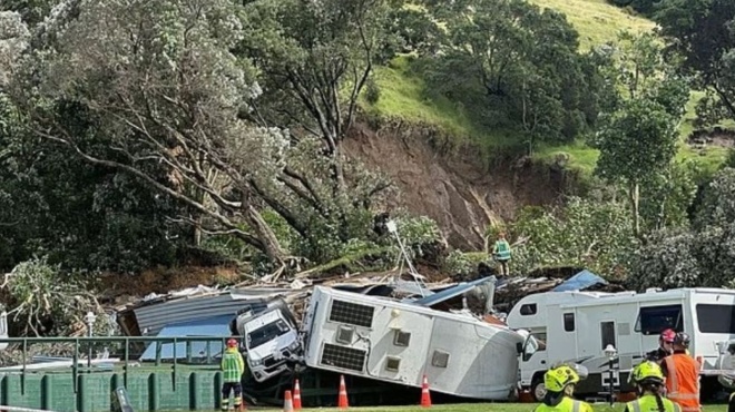 synagermos-dekades-agnooymenoi-meta-apo-katolisthisi-se-dimofiles-kampingk-448411