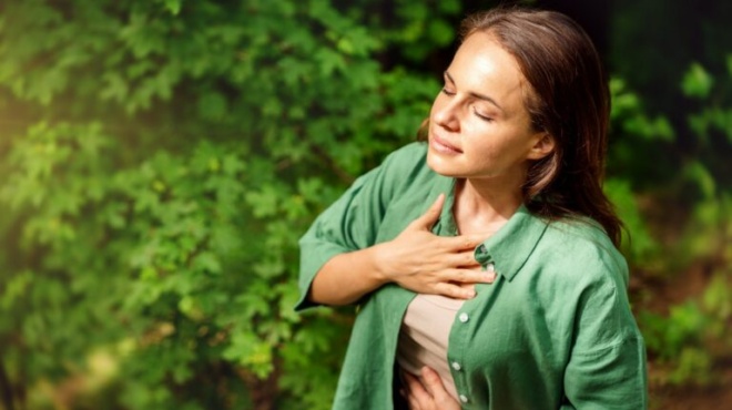 poso-gerasmenoi-einai-oi-pneymones-sas-to-aplo-test-poy-ginetai-sto-spiti-kai-dinei-tin-apantisi-448463