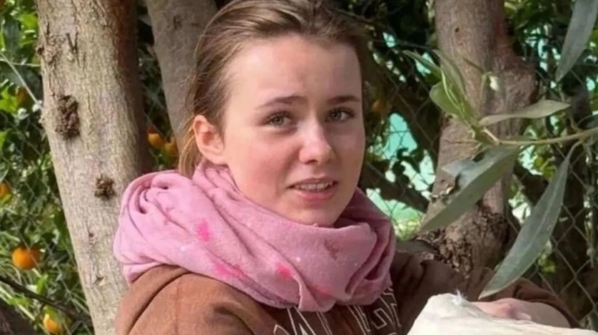 tragika-nea-tora-gia-tin-16chroni-lora-amp-8211-dystychos-448690