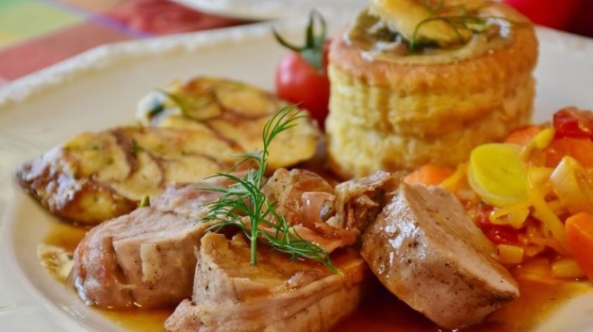 polyfagia-giorton-to-aplo-3imero-programma-apotoxinosis-poy-xekoyrazei-to-peptiko-443332