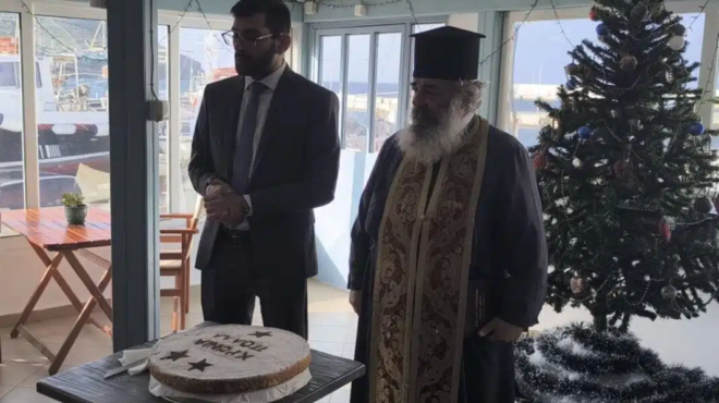 o-35chronos-dimarchos-agioy-eystratioy-dinei-machi-me-ton-karkino-i-sygklonistiki-apokalypsi-poy-ekane-vinteo-444609