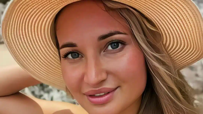 38chroni-mitera-pethane-meta-apo-tin-pio-epikindyni-plastiki-epemvasi-444691