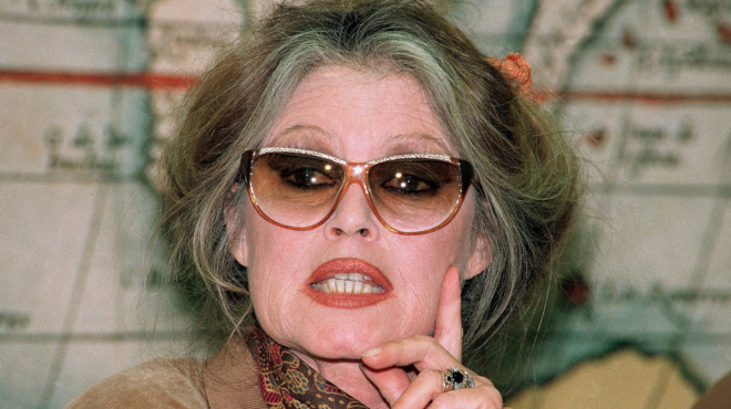 ayti-einai-i-alitheia-apo-ayto-pethane-i-mprizit-mparnto-amp-8211-i-apokalypsi-toy-syzygoy-tis-ligo-meta-tin-kideia-tis-444805