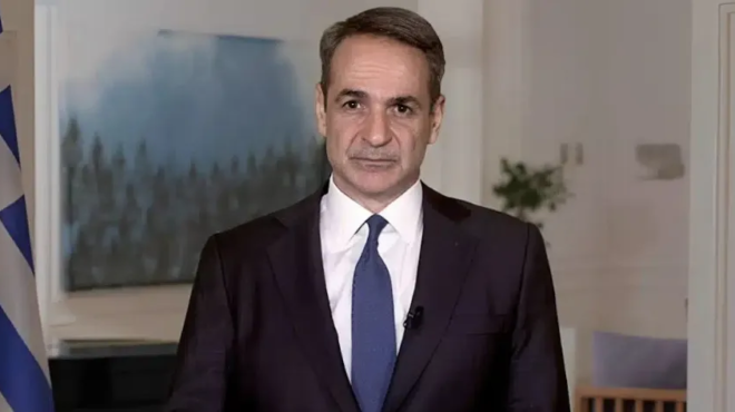 aysthph-anakoinosi-mitsotaki-stoys-agrotes-poy-paramenoyn-sta-mploka-446636