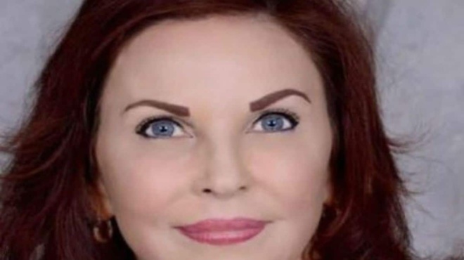 ayti-i-gynaika-epiase-ton-antra-tis-na-tin-apata-me-9-gynaikes-ayto-poy-akoloythise-tha-sas-kanei-na-pagosete-447793