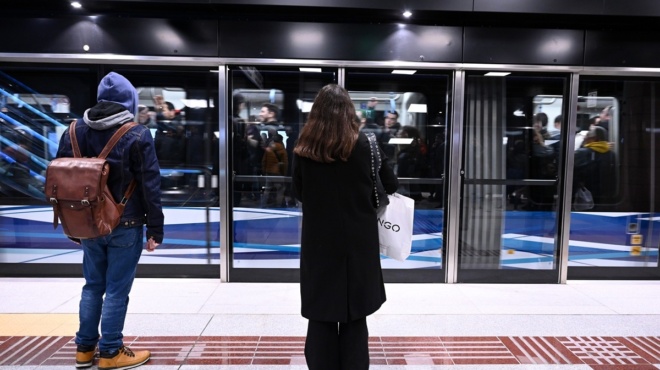 ektakto-kleisto-to-metro-gia-dyo-vdomades-450486