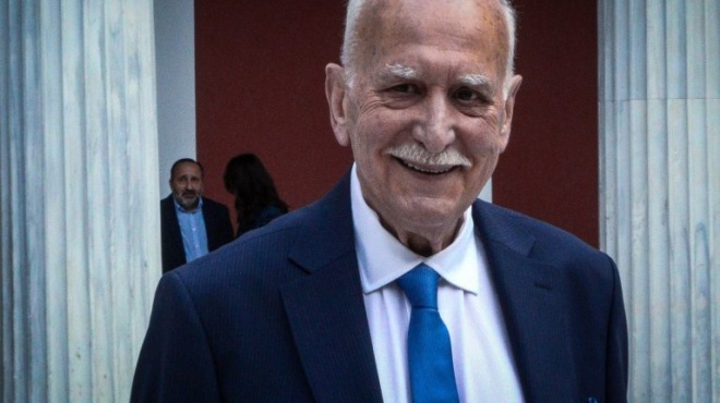 giorgos-papadakis-ti-synevn-sto-grafeio-toy-ston-ant1-liges-ores-meta-to-thanato-toy-444301