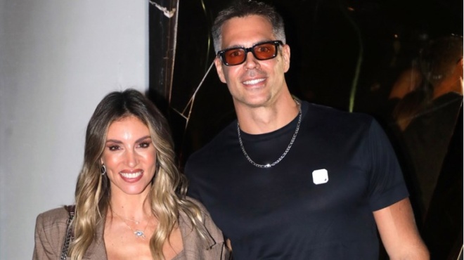 athina-oikonomakoy-amp-8211-mproyno-tserela-o-paramythenios-gamos-stin-paro-kai-oi-diasimoi-kalesmenoi-447636