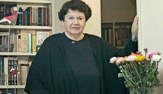 pethane-i-ioanna-papantonioy-koryfaia-skinografos-kai-endymatologos-457183