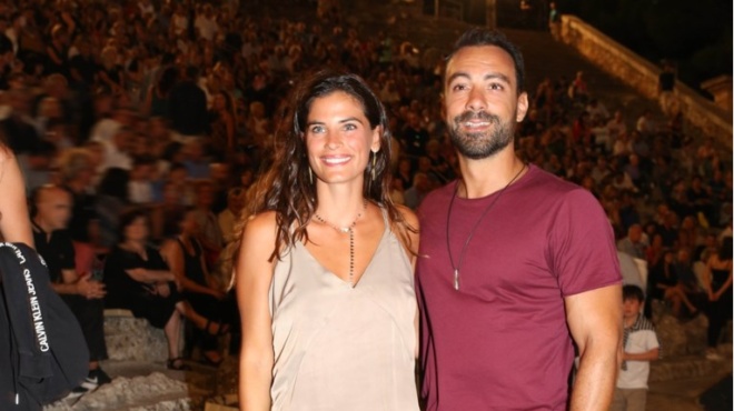 neo-melos-stin-oikogeneia-tis-christinas-mpompa-kai-toy-saki-tanimanidi-triseytychismeno-to-zeygari-kai-ta-didyma-amp-8211-otan-echoyme-neo-moro-sto-spiti-amp-8230-457337