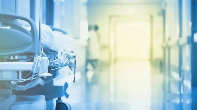 sok-giatros-megaloy-ellinikoy-nosokomeioy-zitoyse-gia-na-kanei-m-stis-gynaikes-ntropi-451088