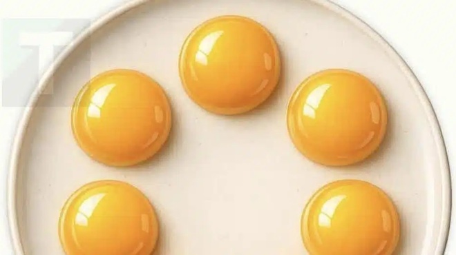 o-arithmos-ton-kyklon-poy-vlepeis-kathorizei-an-eisai-narkissistis-452328