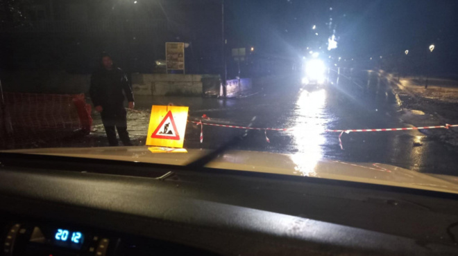 nekros-odigos-poy-parasyrthike-apo-cheimarro-amp-8211-machi-na-anasyrthei-i-soros-452345