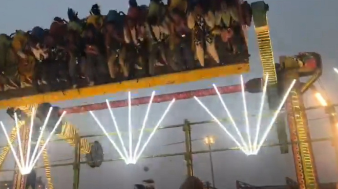 tragiko-dystychima-sok-se-loyna-park-katerreyse-paichnidi-poy-itan-gemato-me-kosmo-amp-8211-toylachiston-enas-nekros-kai-13-traymaties-452816