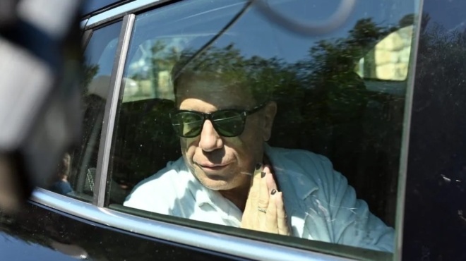 friki-gi-amp-8217-ayto-den-dinoyn-exitirio-ston-giorgo-mazonaki-453704