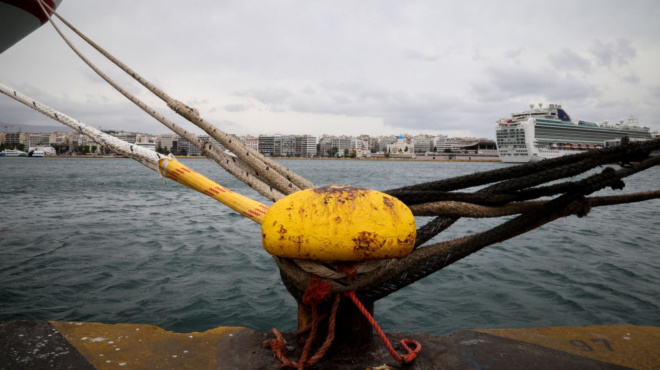 molis-anakoinothike-demena-ta-ploia-gia-dyo-imeres-akyronontai-ola-ta-dromologia-453856