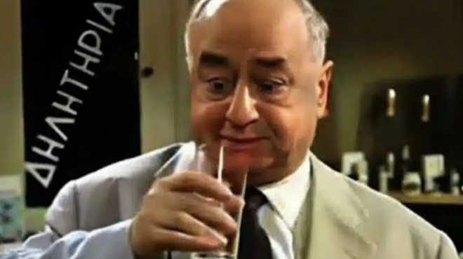 to-frichto-telos-gia-ton-ithopoio-poy-epaixe-se-dekades-ellinikes-tainies-451075