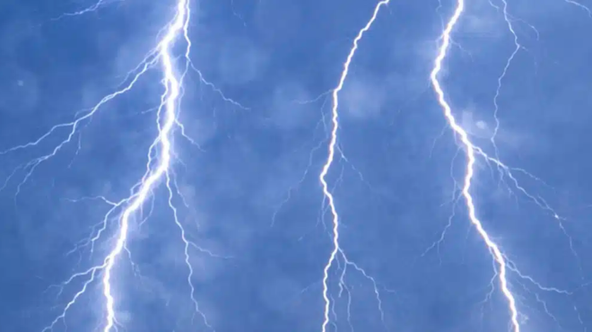 ektakto-deltio-kairoy-apo-tin-emy-vroches-kataigides-kai-chalazi-apo-simera-to-vrady-oi-perioches-poy-tha-pligoyn-451914