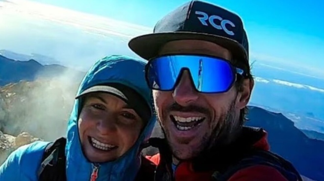 nekri-se-oreivasia-ligo-prin-tin-koryfi-tin-afise-gia-na-ferei-voitheia-evale-to-kinito-sto-athoryvo-kai-den-apantoyse-leei-i-astynomia-455605