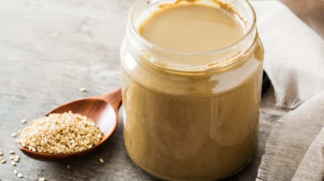 prosochi-anakaleitai-tachini-amp-8211-min-to-katanalosete-einai-molysmeno-me-salmonela-455686