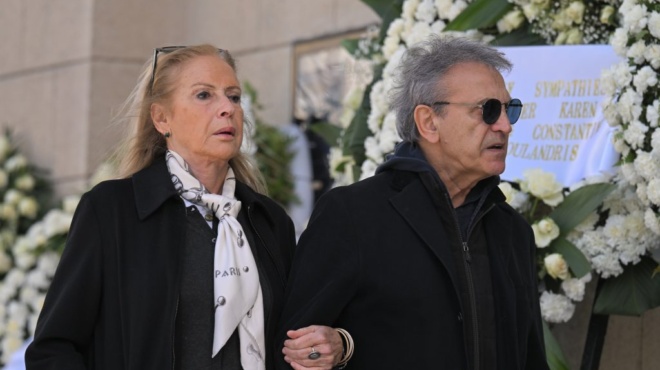 eleni-glykatzi-arveler-itan-etoimoi-na-tin-kidepsoyn-kai-xafnika-ektakto-tora-455863